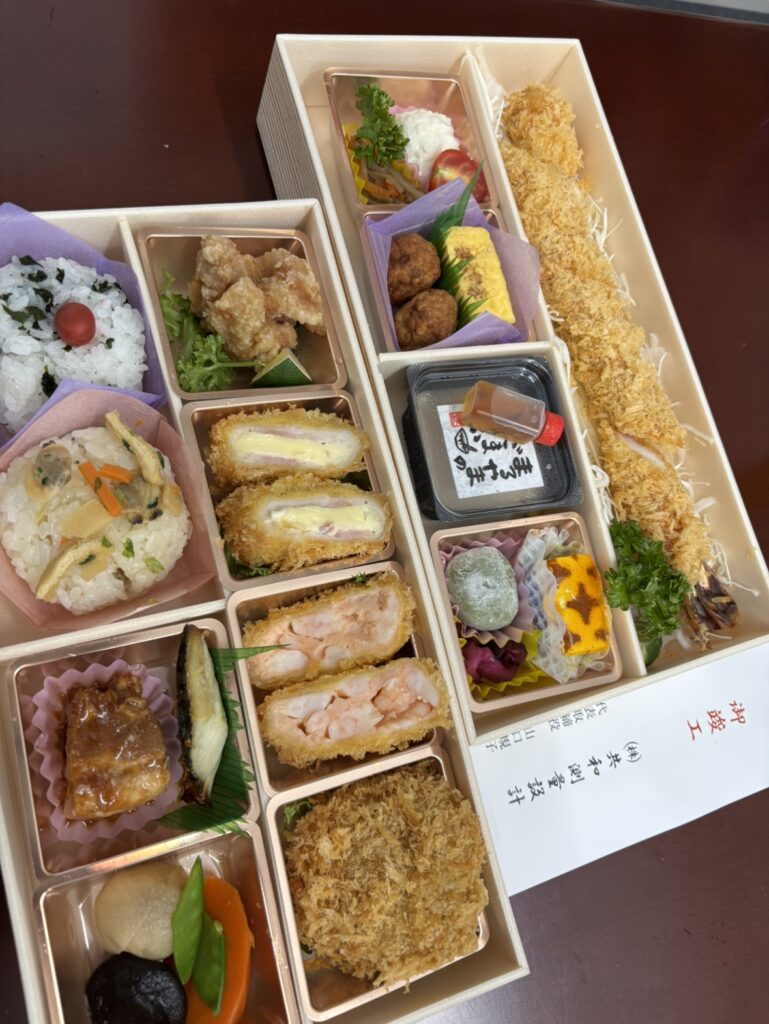 落成式の折詰料理